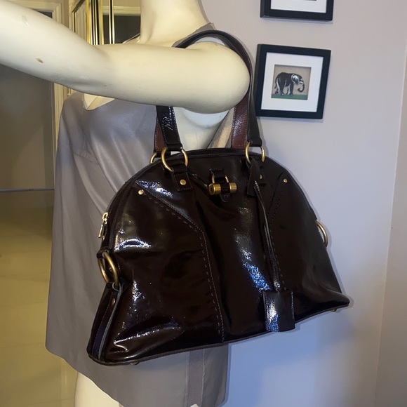 Yves Saint Laurent - Picture 3 of 13